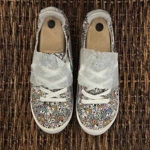 Skechers Bobs Beach Bingo Mutt Mixer Slip On Shoes.